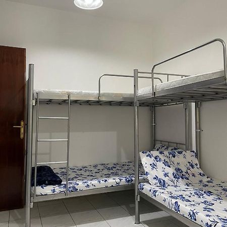 Brand New Boys Hostel 5 Min Walk From Burjuman Metro Station Exit-4 With All Brand New Furnishings & Free Facilities Dubaï Extérieur photo