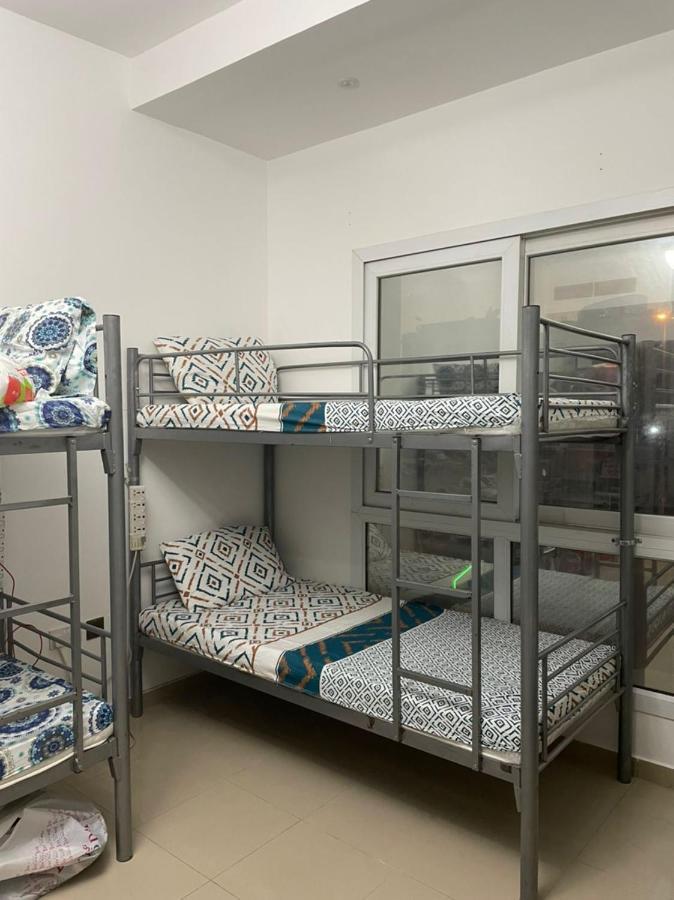 Brand New Boys Hostel 5 Min Walk From Burjuman Metro Station Exit-4 With All Brand New Furnishings & Free Facilities Dubaï Extérieur photo